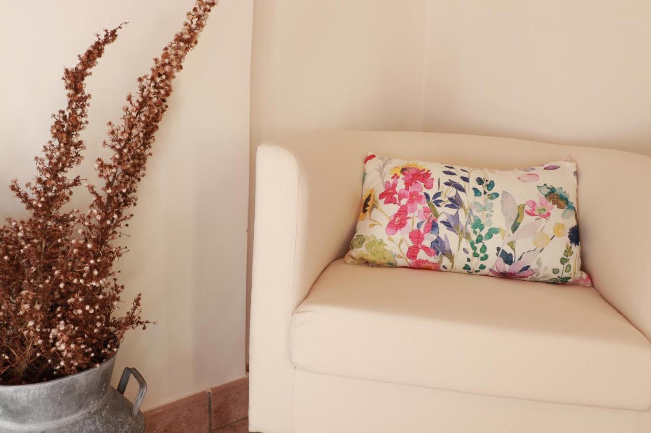 My Little Suites Ermoupoli Ngoại thất bức ảnh