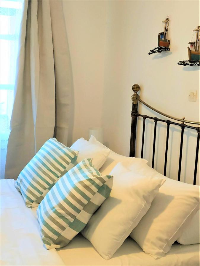 My Little Suites Ermoupoli Ngoại thất bức ảnh