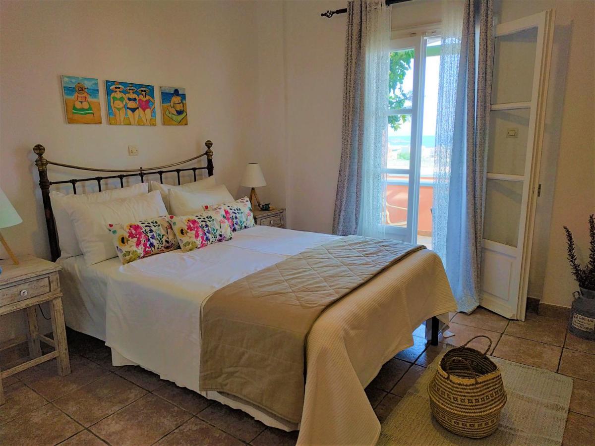 My Little Suites Ermoupoli Ngoại thất bức ảnh