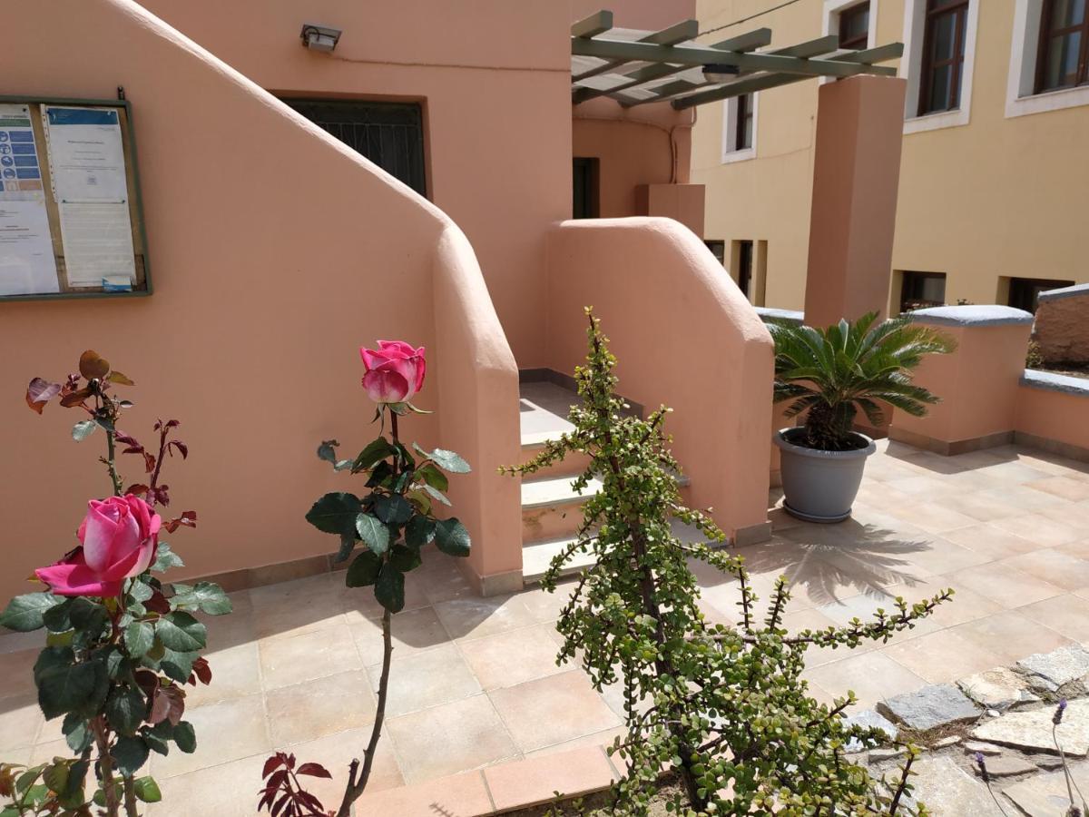 My Little Suites Ermoupoli Ngoại thất bức ảnh
